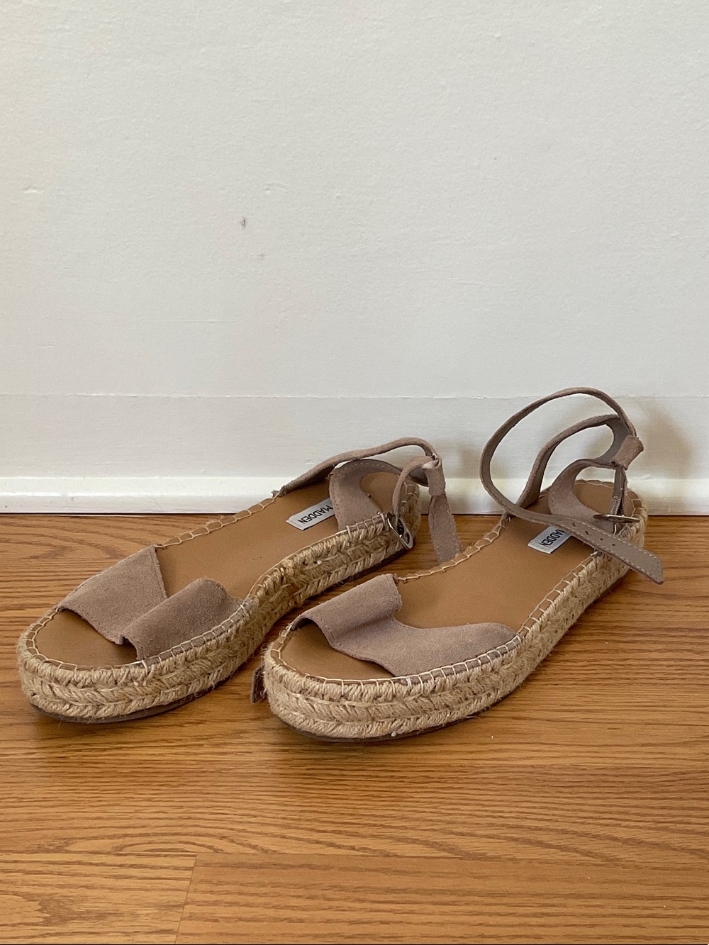 Steve Madden Beige/Tan Espadrille Platform Sandals with Ankle Strap